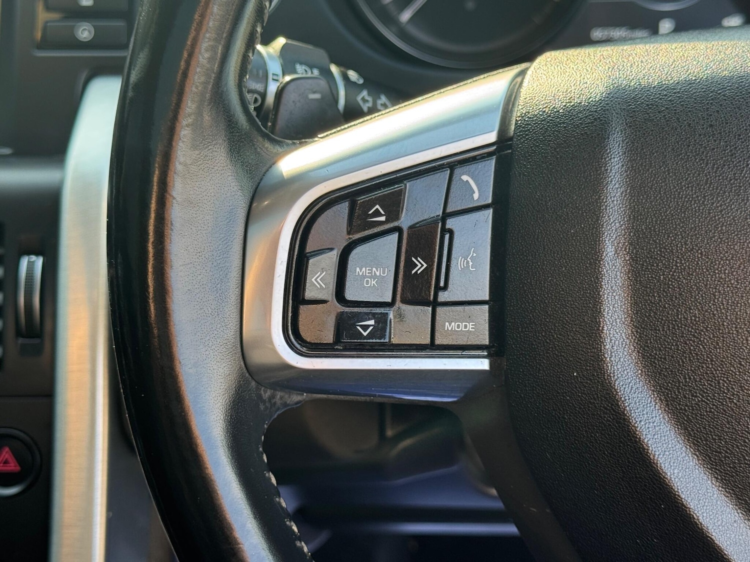 Used Land Rover Discovery Sport 2018 for sale - 77970643: Photo 31