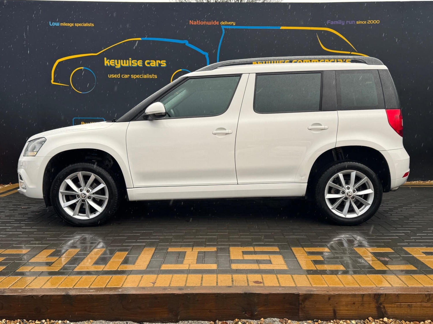 Used Skoda Yeti 2014 for sale - 77175629: Photo 2