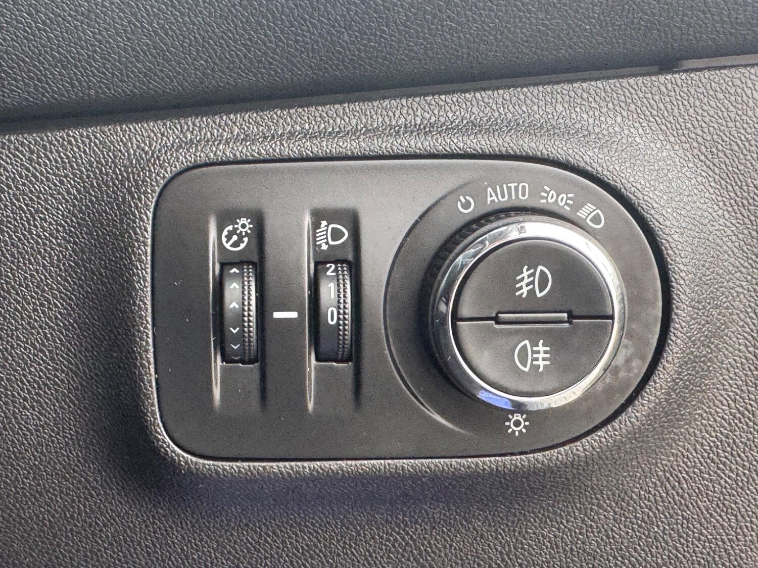 Used Vauxhall Corsa 2019 for sale - 77909385: Photo 31