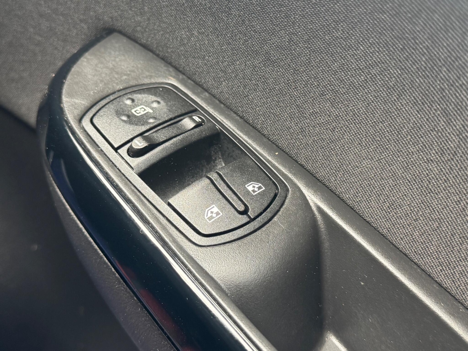 Used Vauxhall Corsa 2019 for sale - 77909385: Photo 32