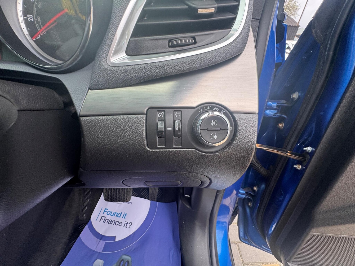 Used Vauxhall Mokka 2015 for sale - 77853601: Photo 33