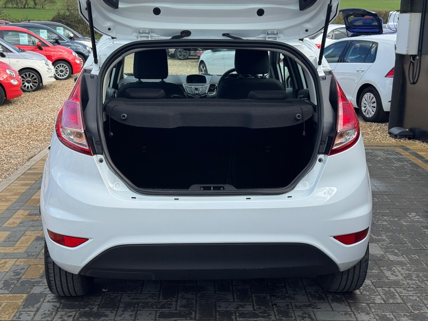 Used Ford Fiesta 2015 for sale - 77838727: Photo 27