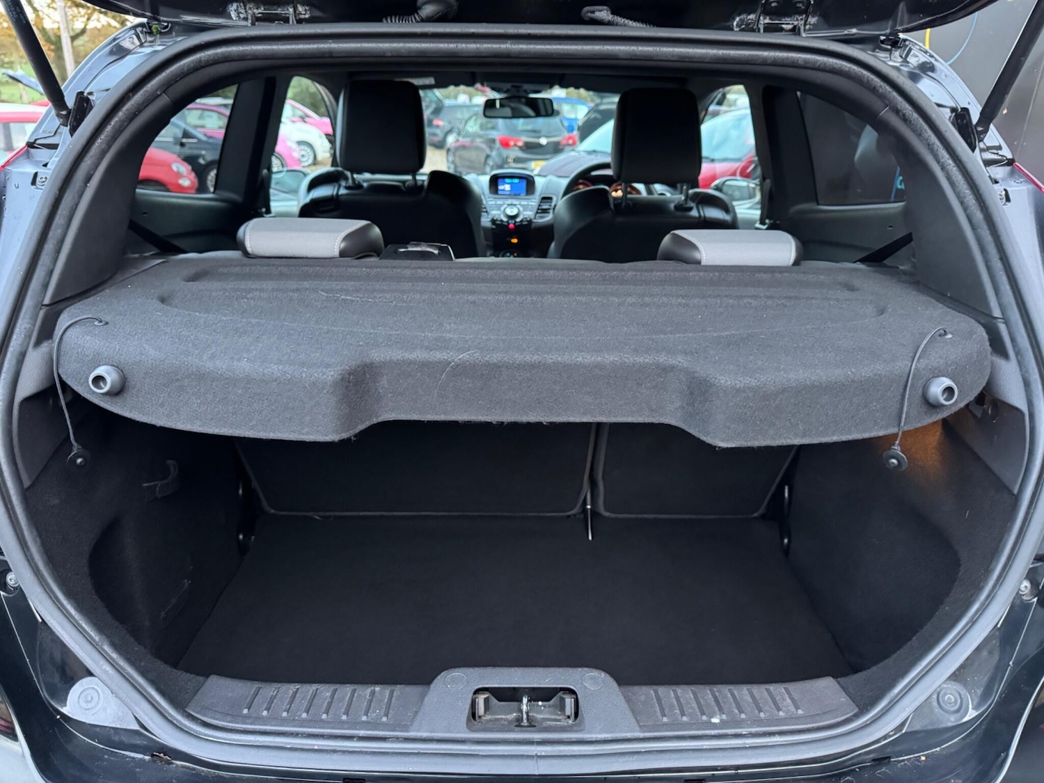 Used Ford Fiesta 2014 for sale - 76801054: Photo 20