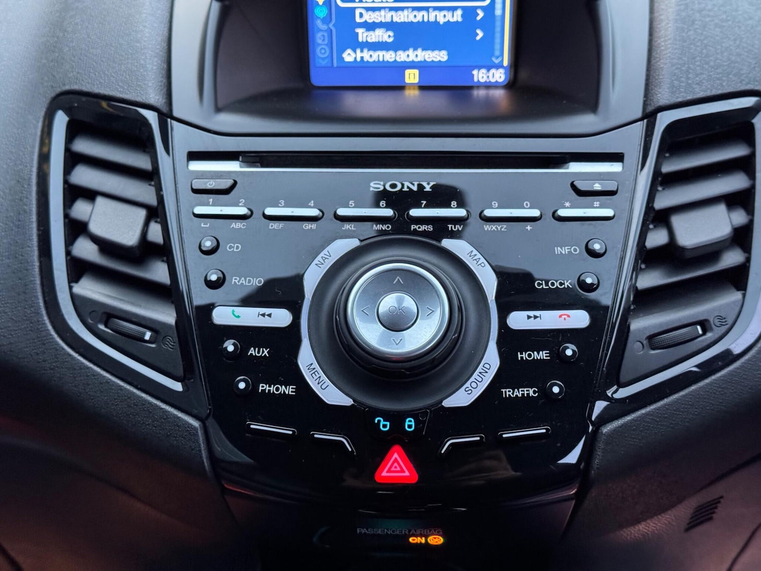 Used Ford Fiesta 2014 for sale - 76801054: Photo 26