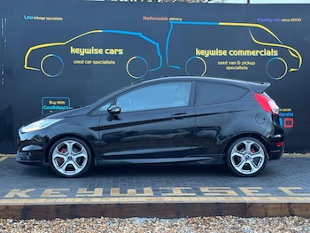 Used Ford Fiesta 2014 for sale - 76801054: Photo