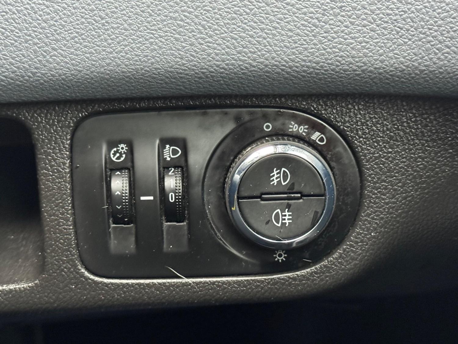 Used Vauxhall Meriva 2013 for sale - 76832361: Photo 28