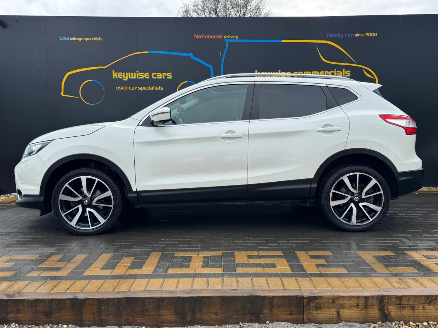 Used Nissan Qashqai for sale - 77882429: Photo 2