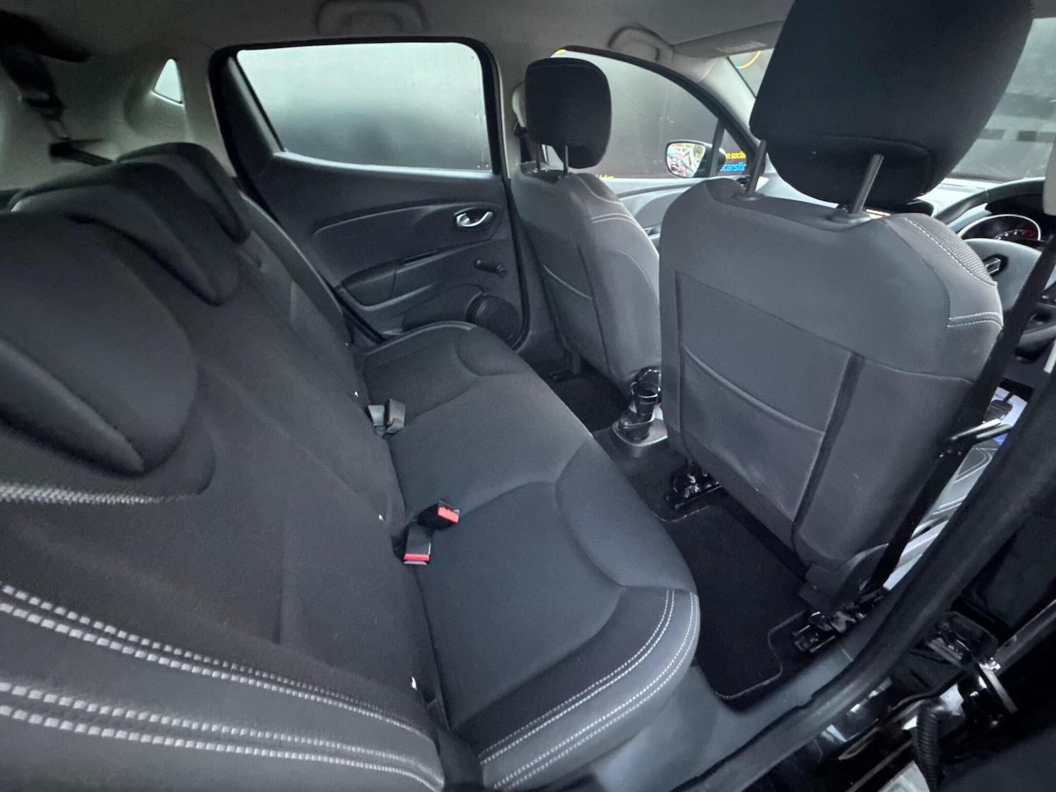 Used Renault Clio 2017 for sale - 76992706: Photo 16