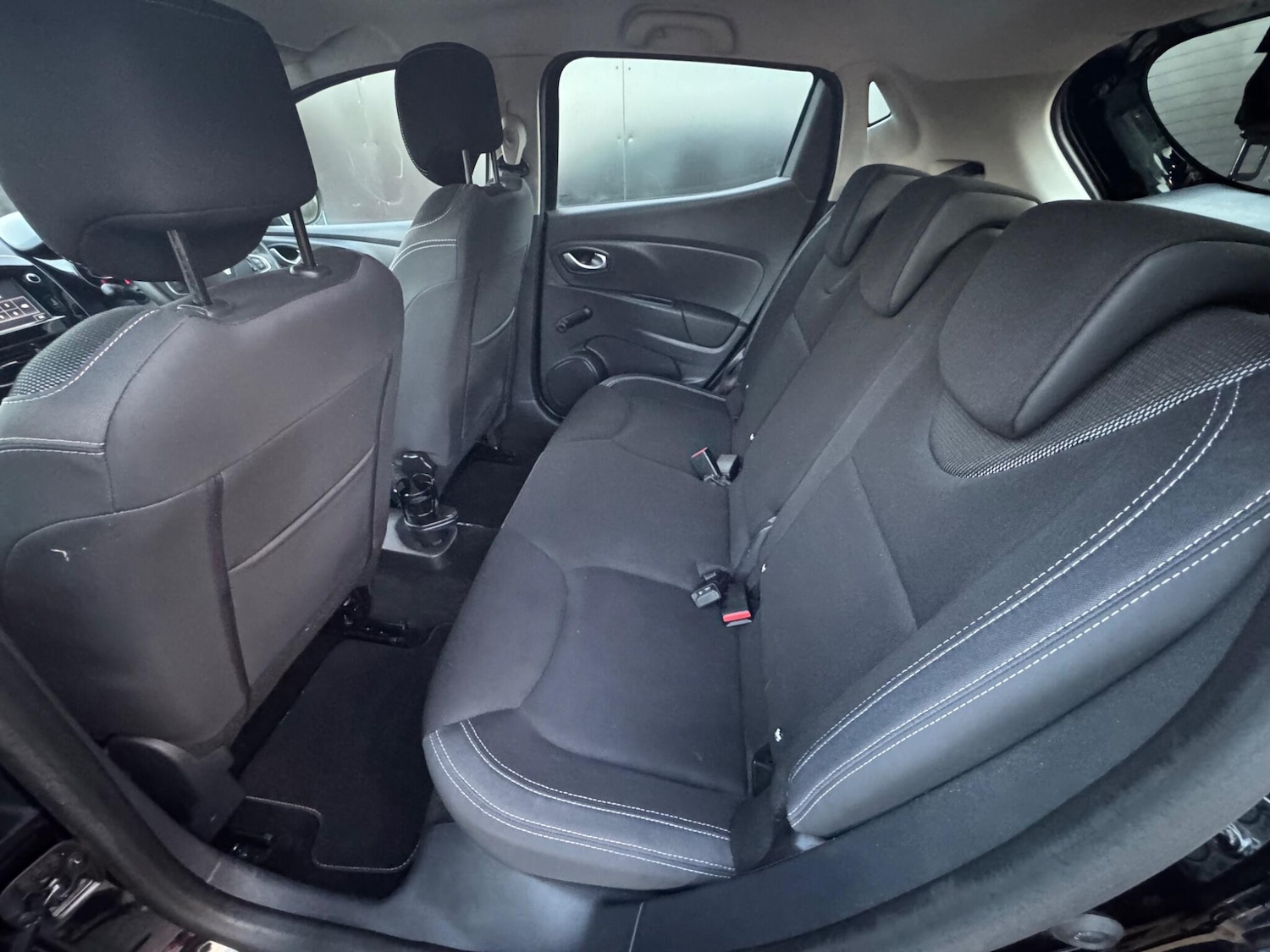 Used Renault Clio 2017 for sale - 76992706: Photo 20