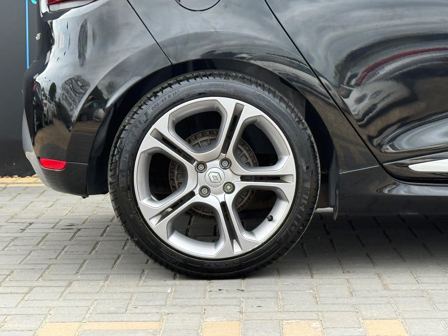 Used Renault Clio 2015 for sale - 78205196: Photo 11