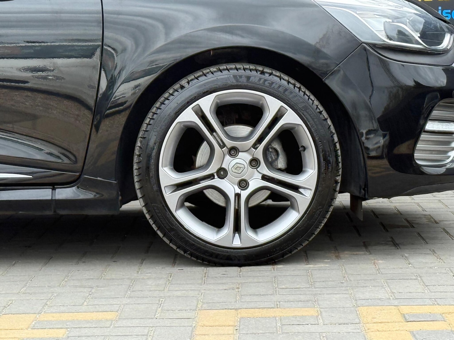 Used Renault Clio 2015 for sale - 78205196: Photo 13