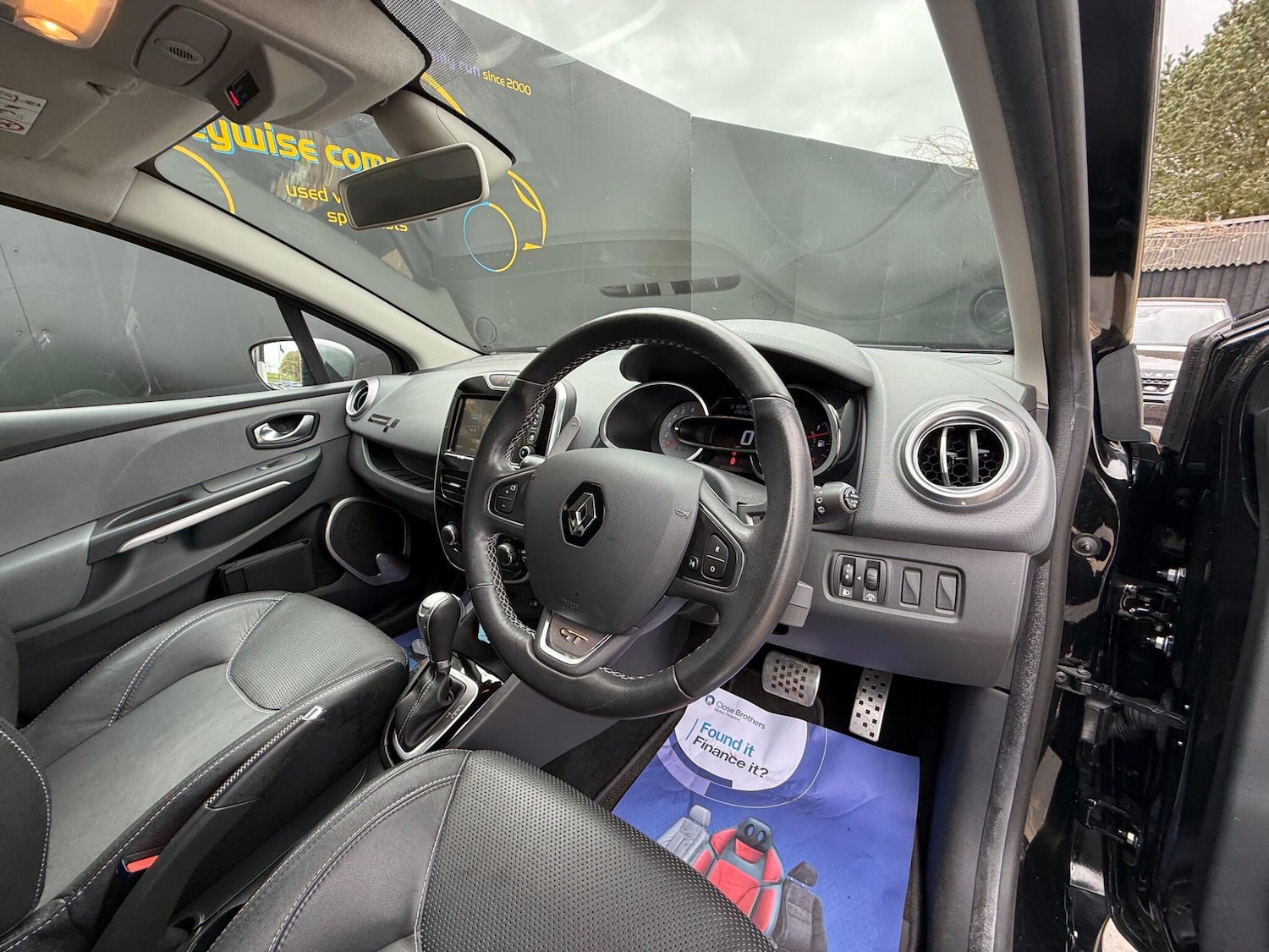 Used Renault Clio 2015 for sale - 78205196: Photo 18