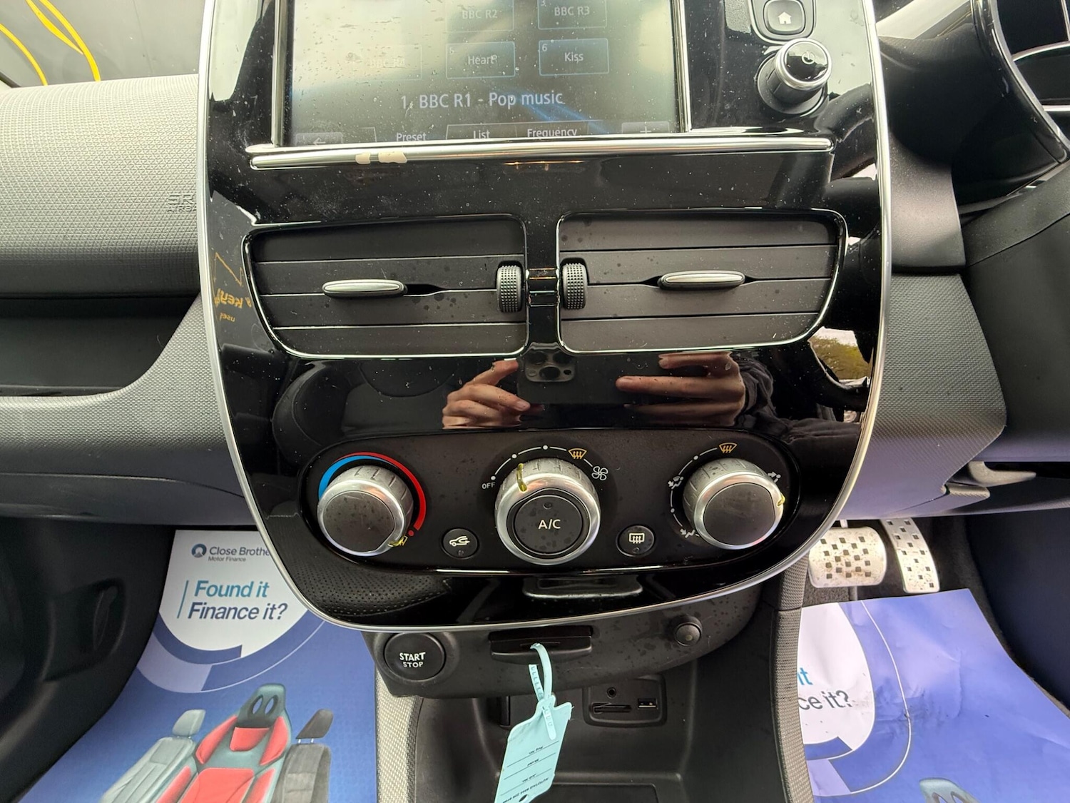 Used Renault Clio 2015 for sale - 78205196: Photo 29