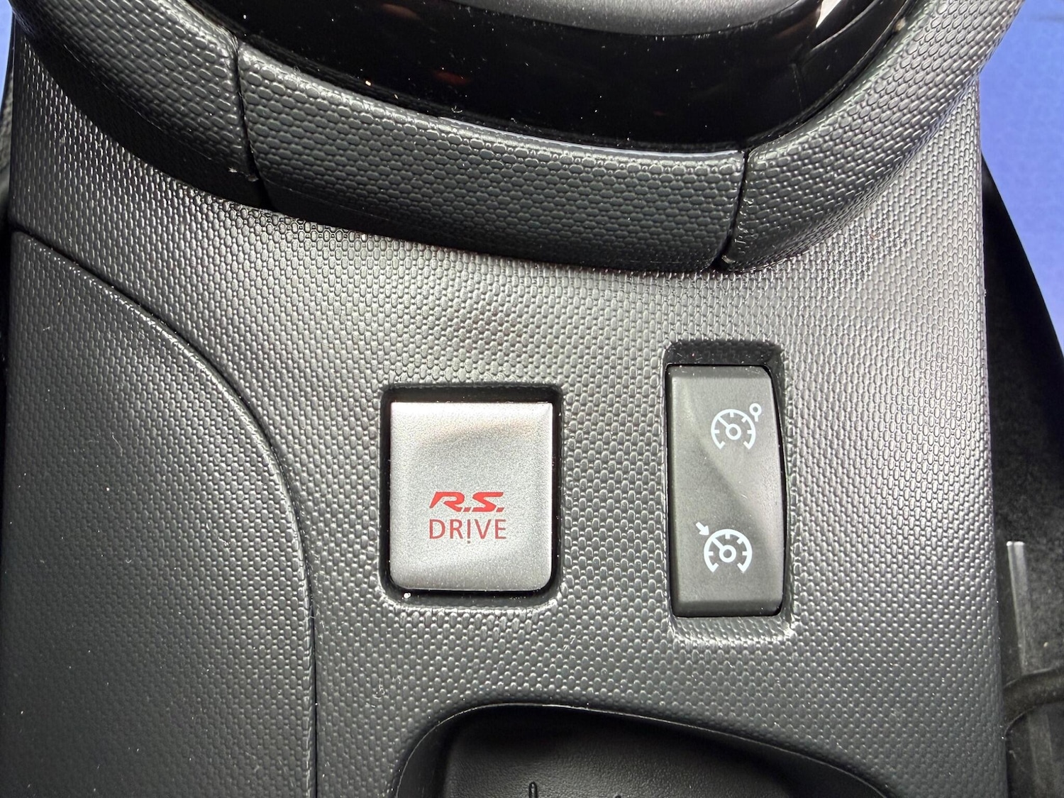 Used Renault Clio 2015 for sale - 78205196: Photo 31