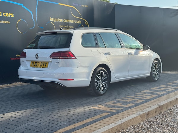 Used Volkswagen Golf 2017 for sale - 75362902: Photo 5