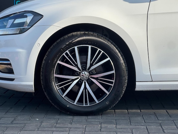 Used Volkswagen Golf 2017 for sale - 75362902: Photo 9
