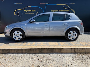Used Vauxhall Astra 2011 for sale - 78752713: Photo