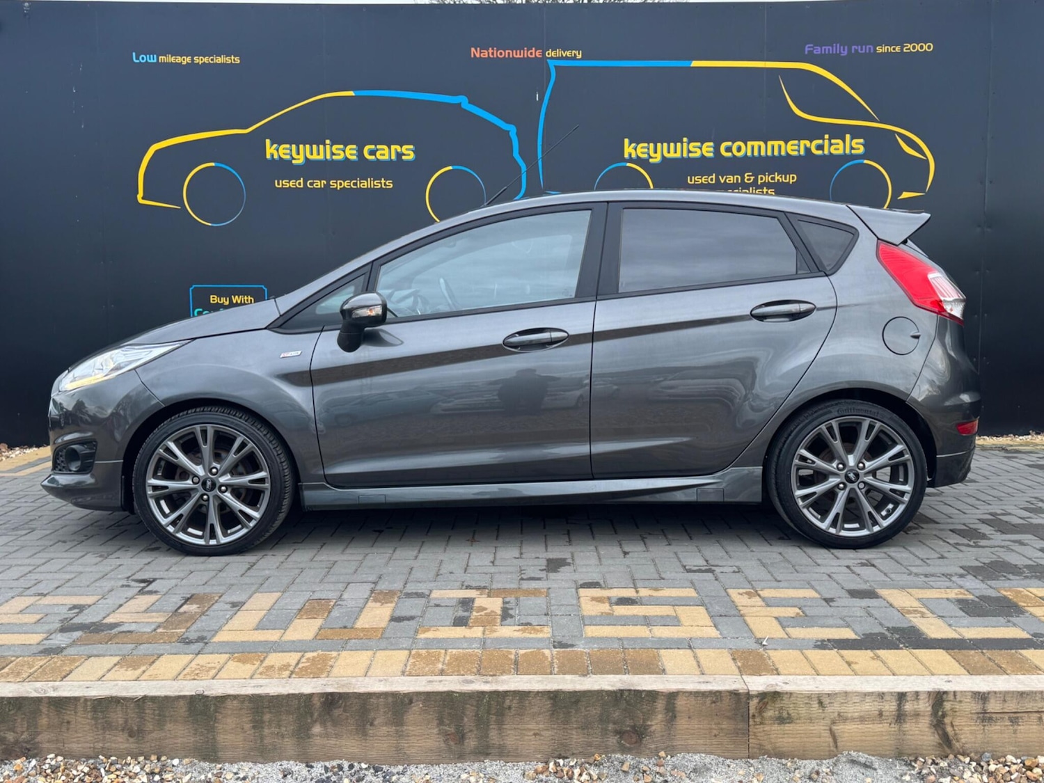 Used Ford Fiesta for sale - 77807892: Photo 2