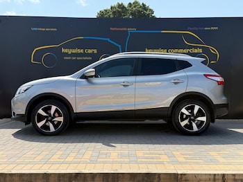 Used Nissan Qashqai 2017 for sale - 79361646: Photo