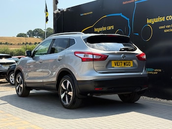 Used Nissan Qashqai 2017 for sale - 79361646: Photo