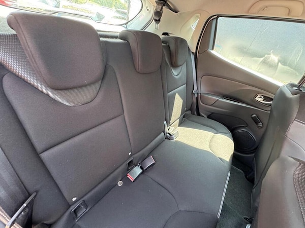 Used Renault Clio 2014 for sale - 76123084: Photo 28
