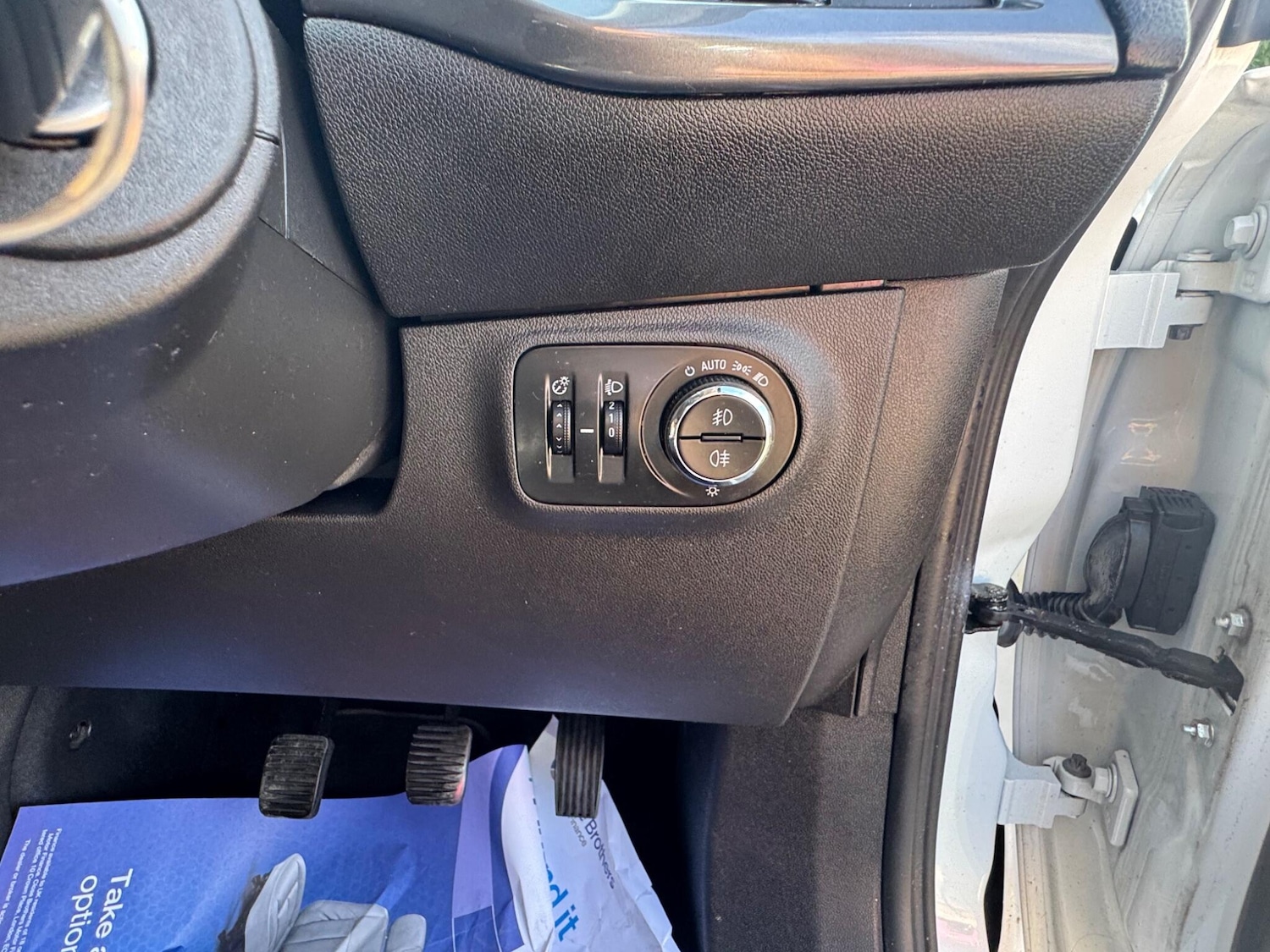 Vehicle 28
