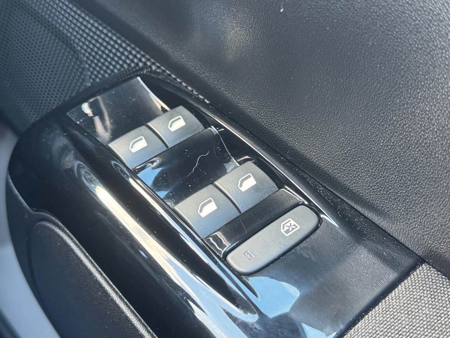 Used Citroen C3 2018 for sale - 76226163: Photo 35