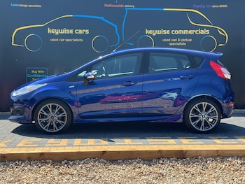 Used Ford Fiesta 2017 for sale - 75364382: Photo