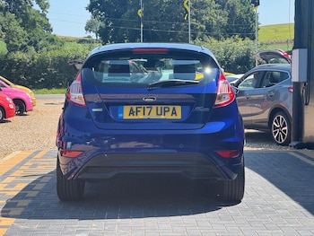 Used Ford Fiesta 2017 for sale - 75364382: Photo