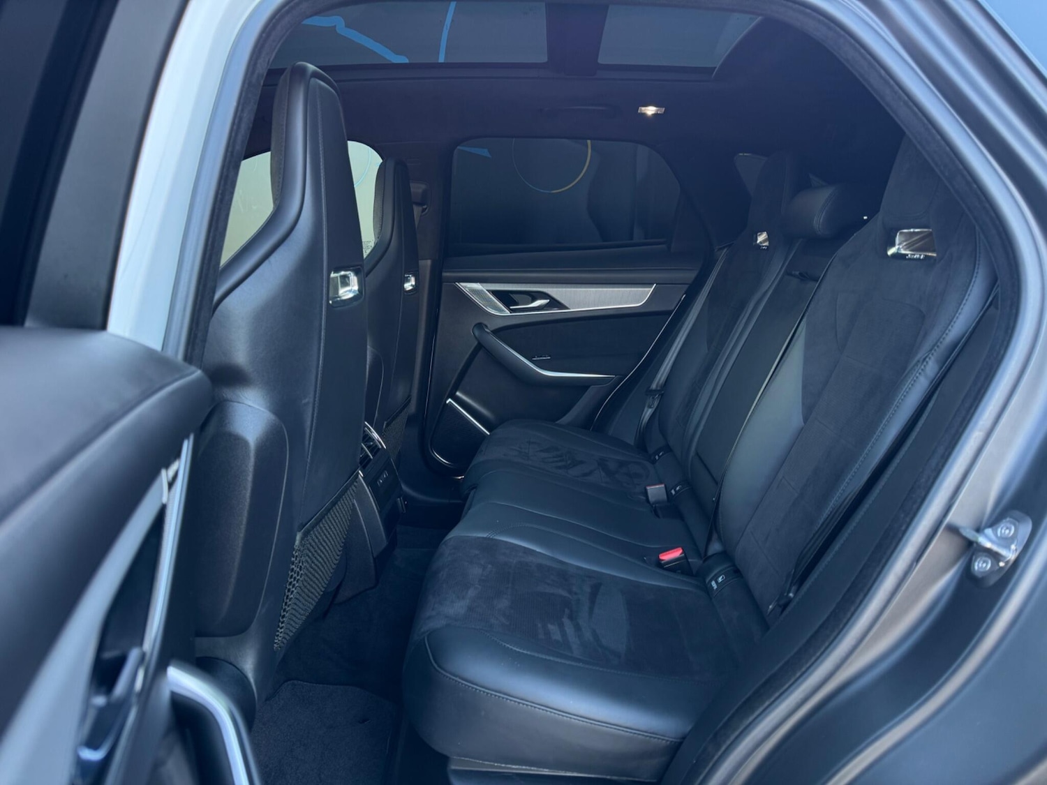 Used Jaguar F-Pace 2023 for sale - 77131409: Photo 27