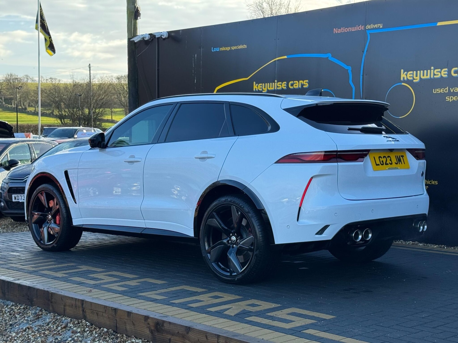 Used Jaguar F-Pace 2023 for sale - 77131409: Photo 3
