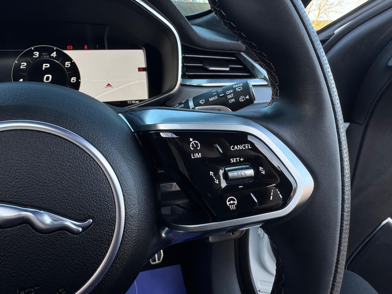 Used Jaguar F-Pace 2023 for sale - 77131409: Photo 34