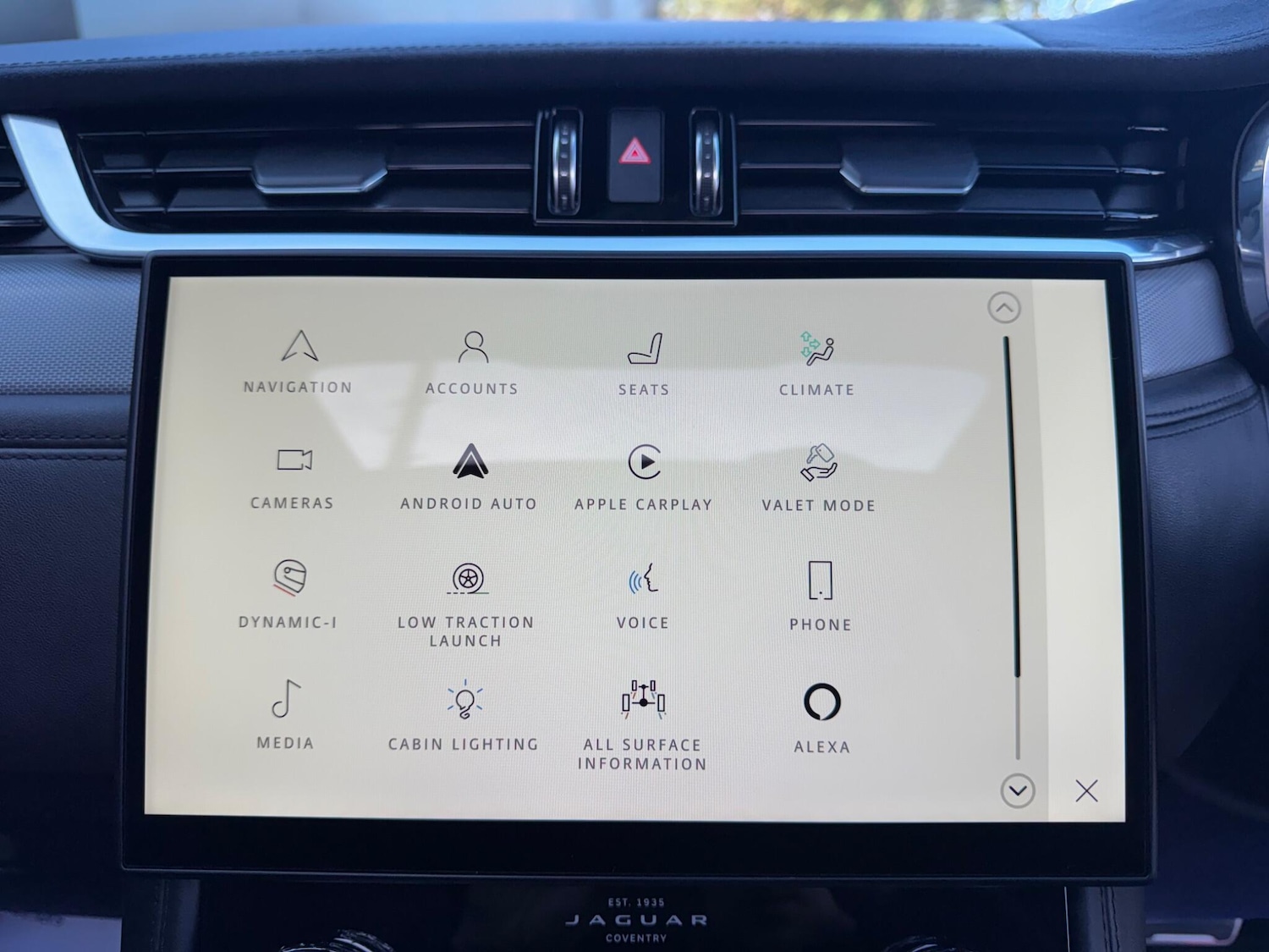 Used Jaguar F-Pace 2023 for sale - 77131409: Photo 42