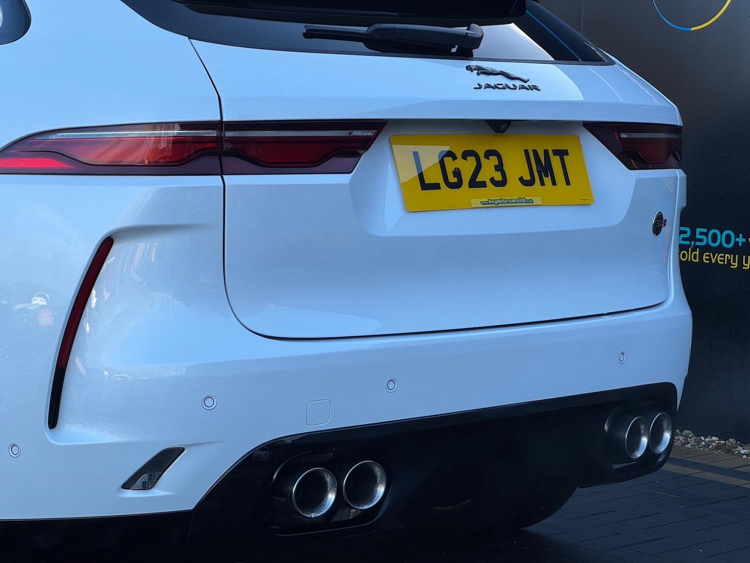 Used Jaguar F-Pace 2023 for sale - 77131409: Photo 8