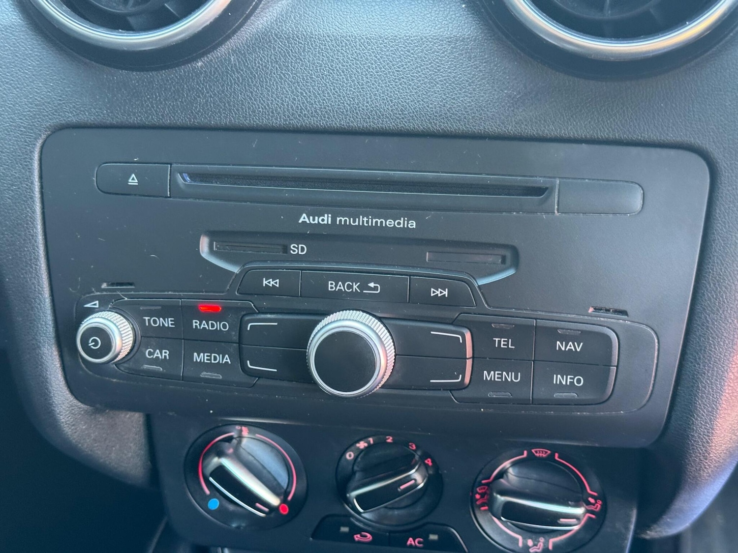 Used Audi A1 2015 for sale - 76370565: Photo 31