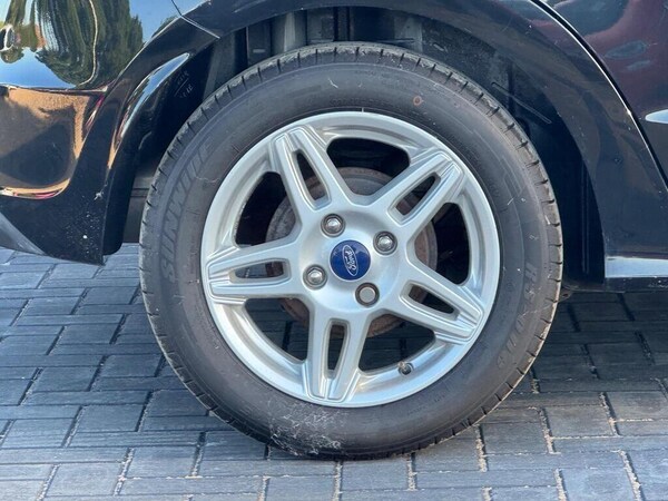 Used Ford Ka+ 2017 for sale - 75696046: Photo 9