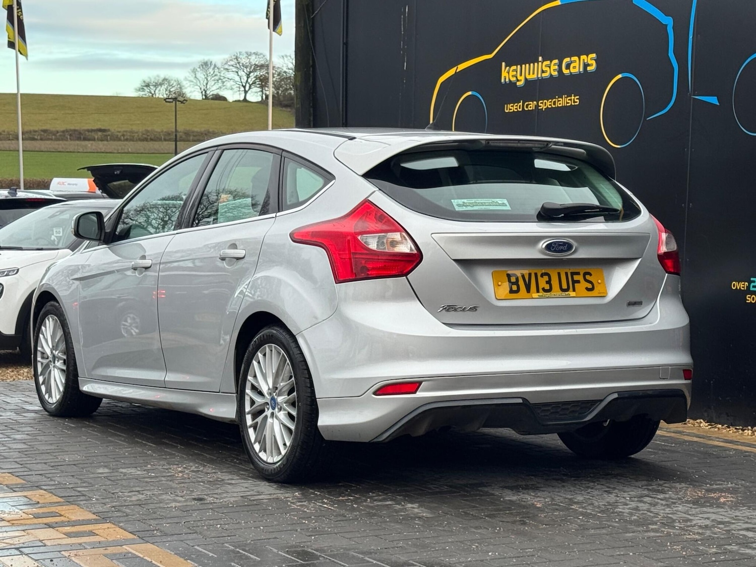 Used Ford Focus 2013 for sale - 77120058: Photo 3