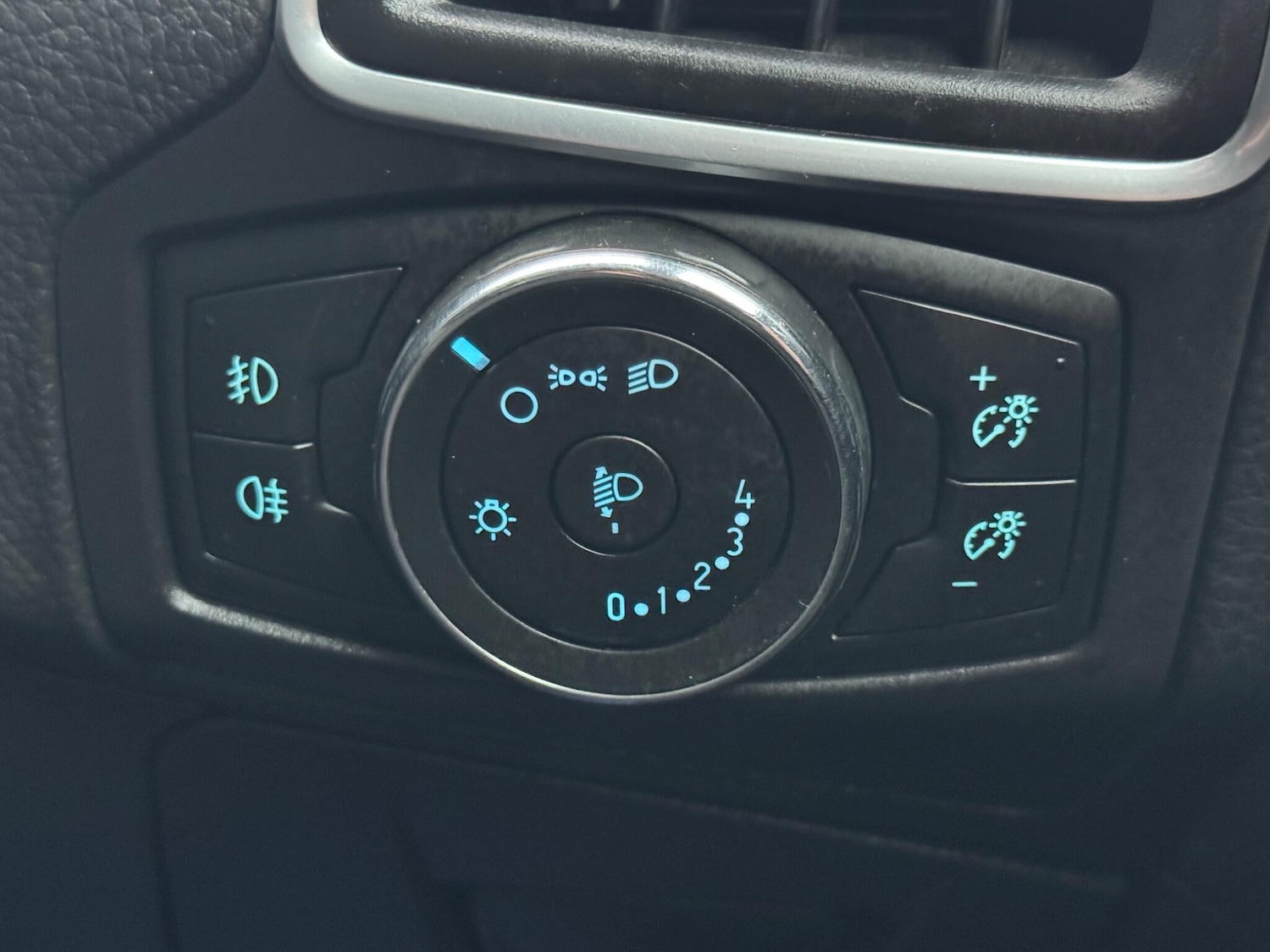 Used Ford Focus 2013 for sale - 77120058: Photo 35