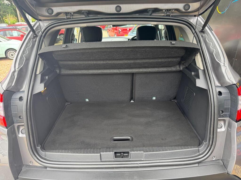 Used Renault Captur 2017 for sale - 76336546: Photo 19