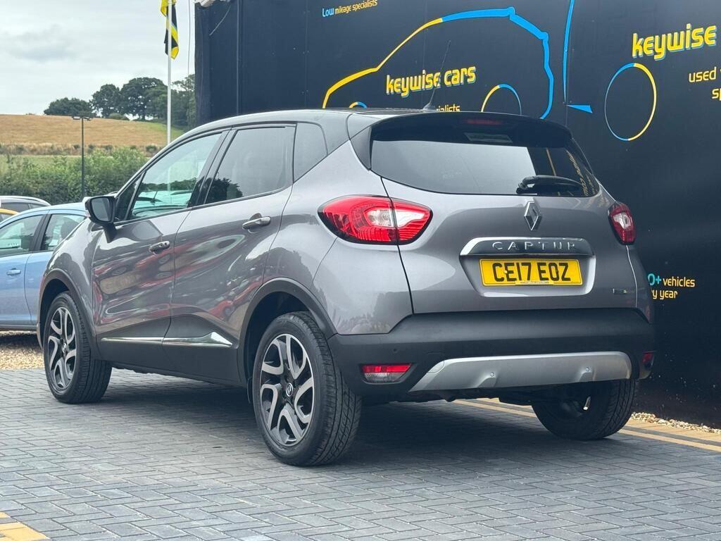Used Renault Captur 2017 for sale - 76336546: Photo 3