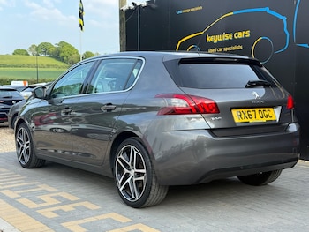 Used Peugeot 308 2017 for sale - 78462236: Photo