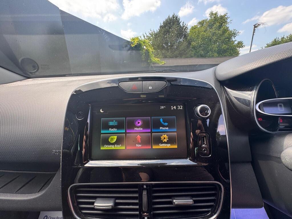 Used Renault Clio 2019 for sale - 76989591: Photo 23