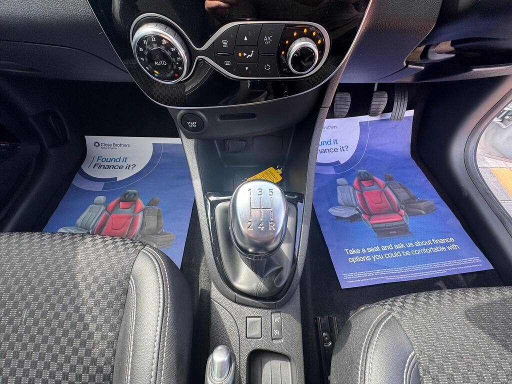 Used Renault Clio 2019 for sale - 76989591: Photo 25