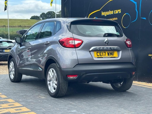 Used Renault Captur 2017 for sale - 76214455: Photo 3