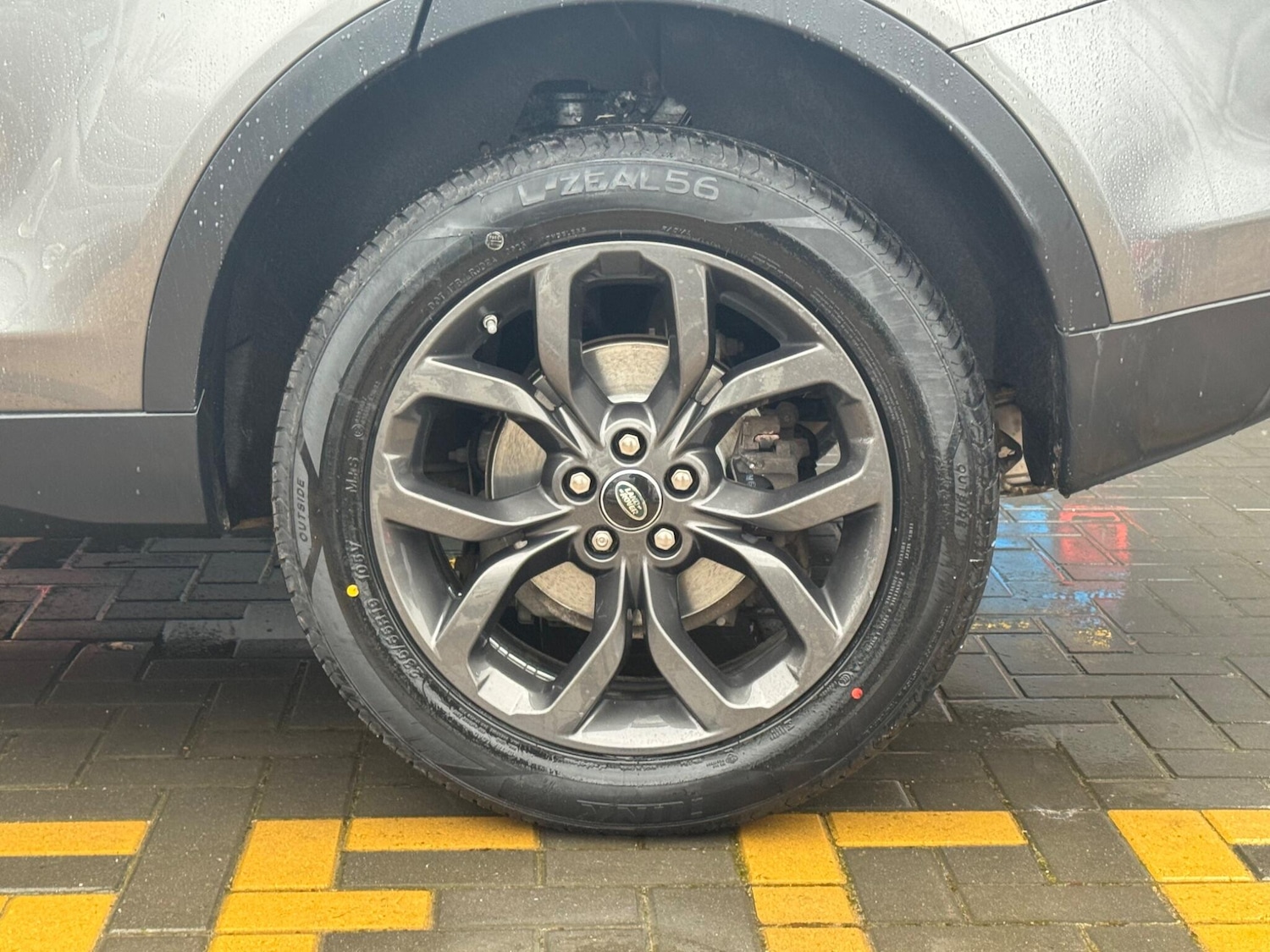 Used Land Rover Discovery Sport 2019 for sale - 77497252: Photo 13