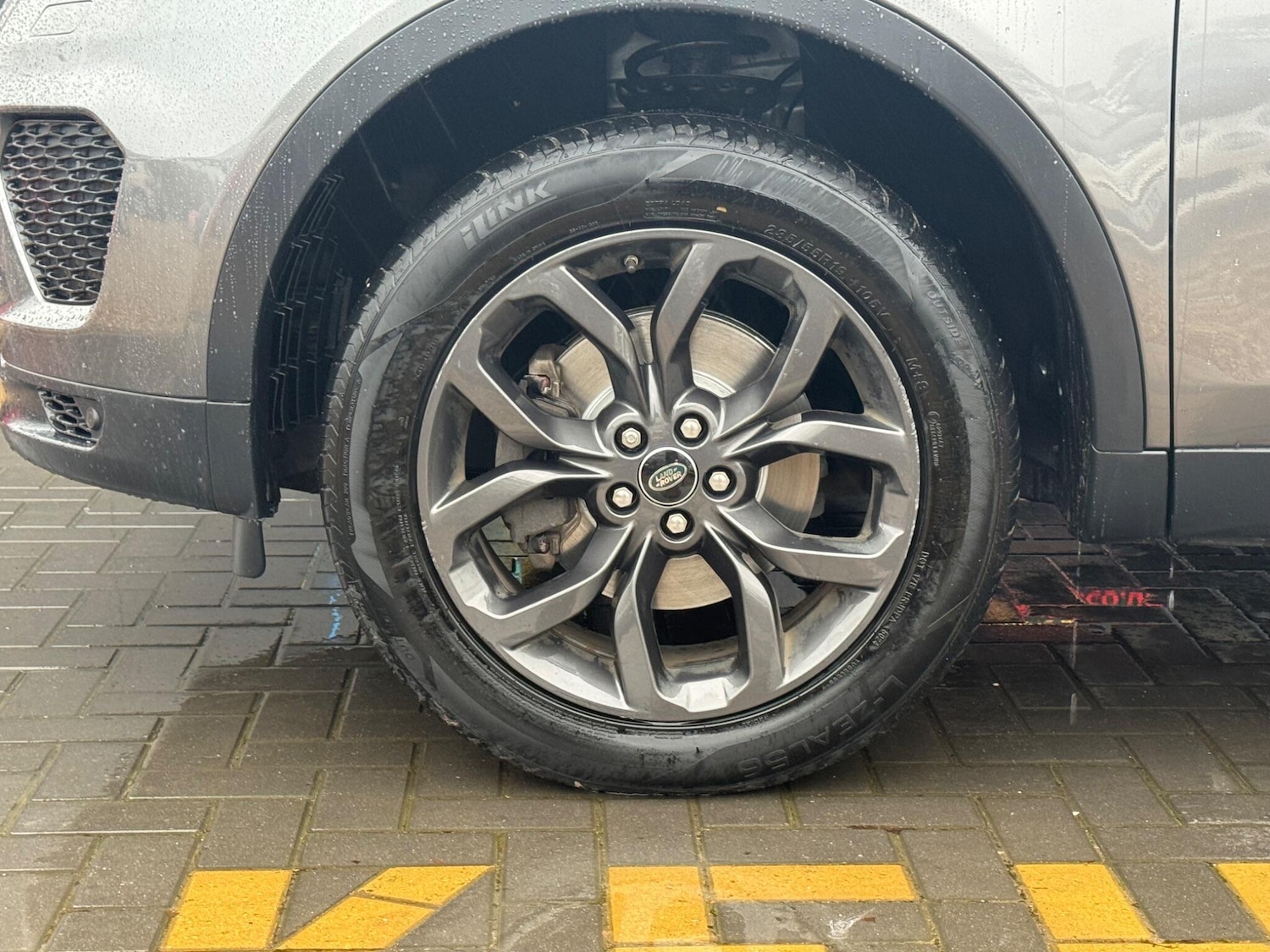 Used Land Rover Discovery Sport 2019 for sale - 77497252: Photo 14