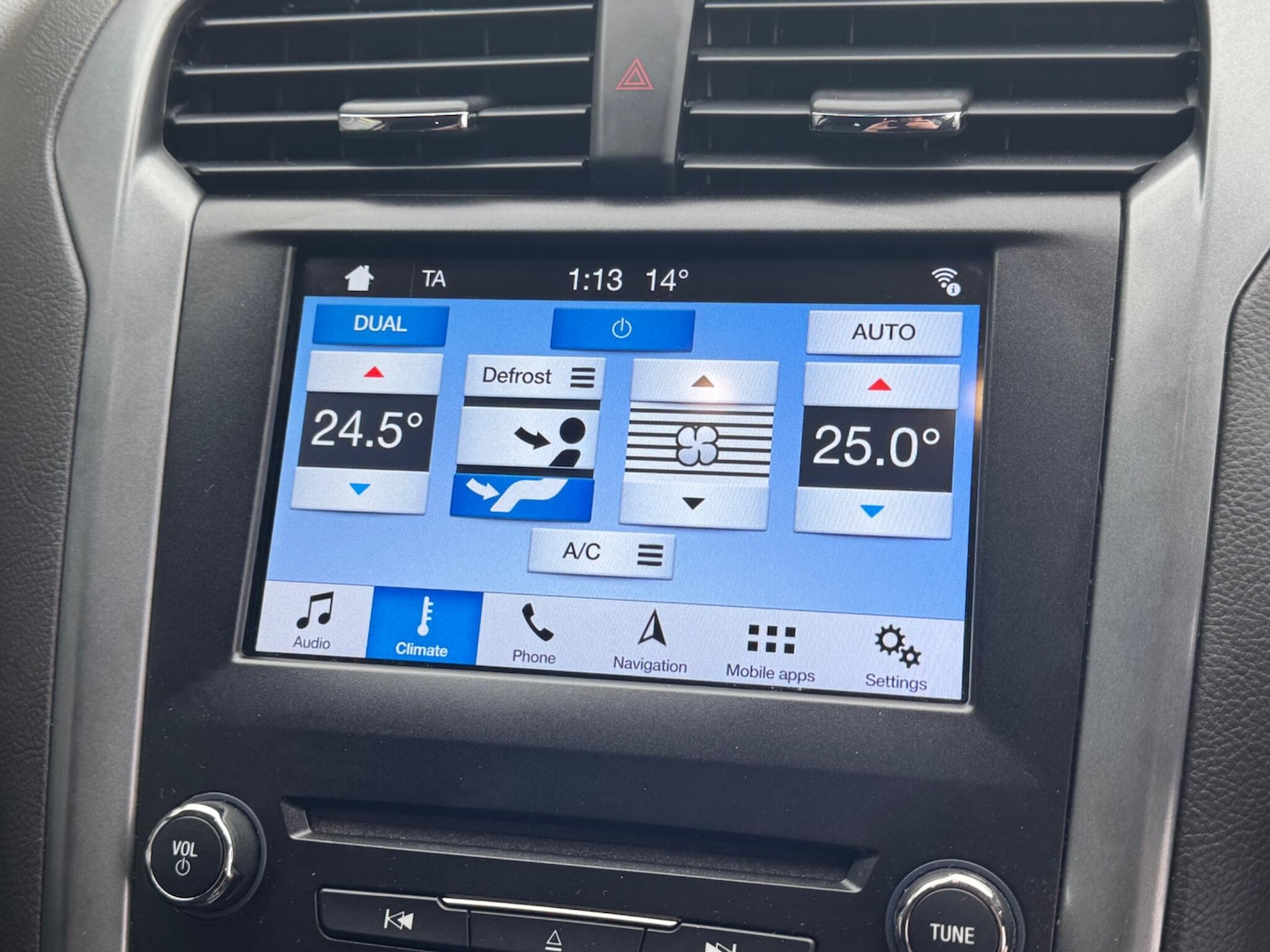 Used Ford Mondeo 2017 for sale - 77823745: Photo 30