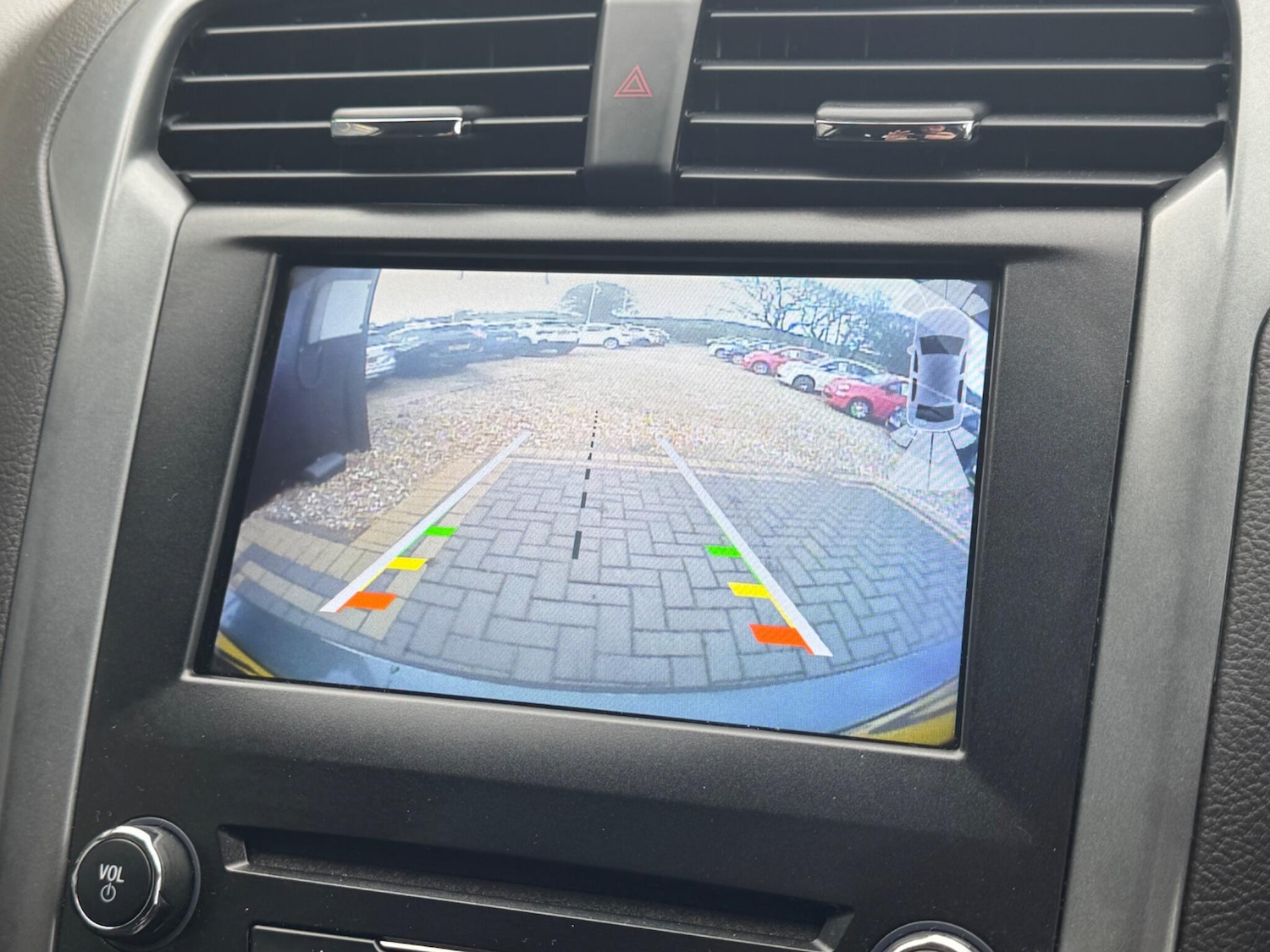 Used Ford Mondeo 2017 for sale - 77823745: Photo 32