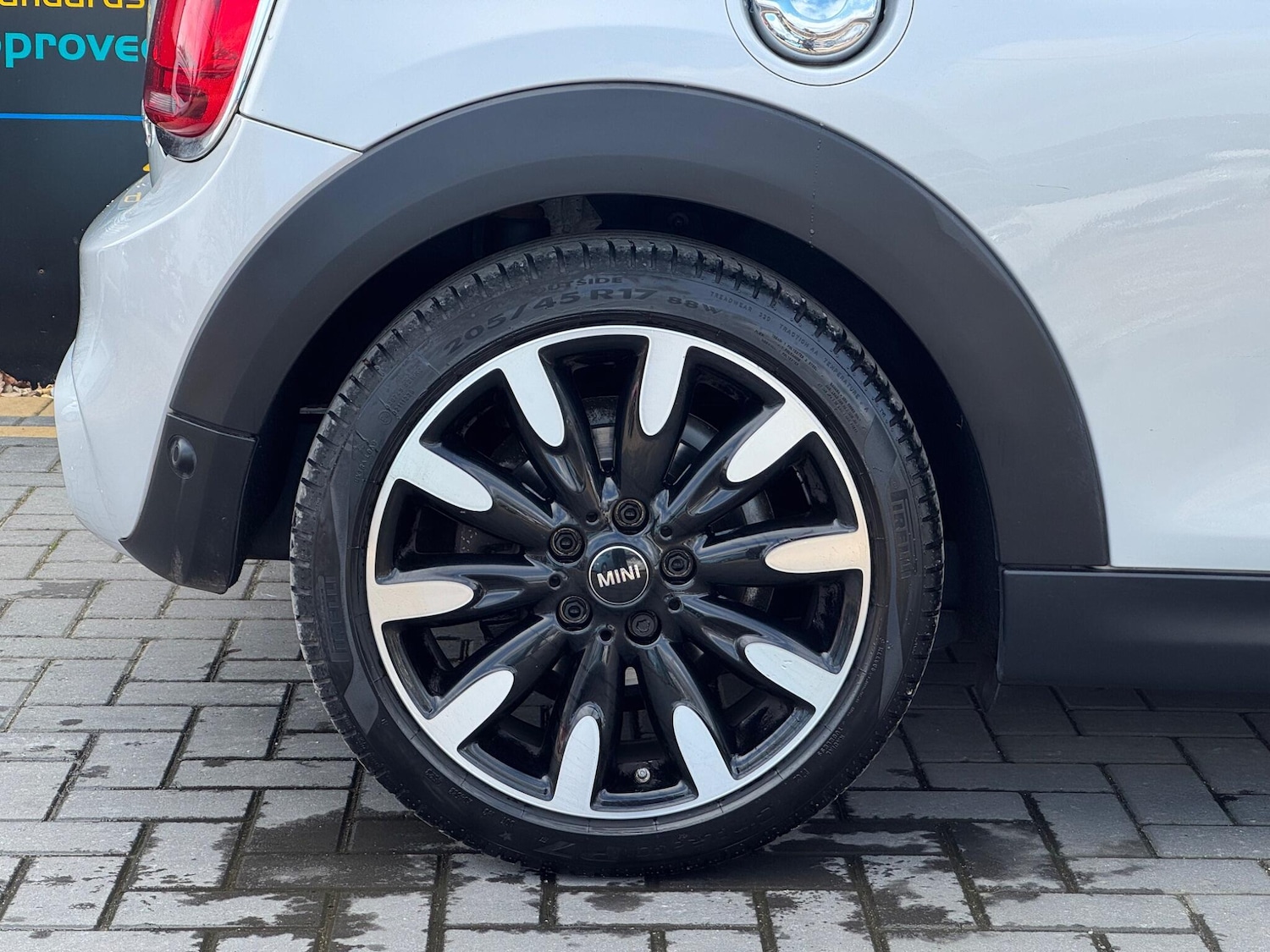 Used MINI Hatch 2019 for sale - 77737613: Photo 10