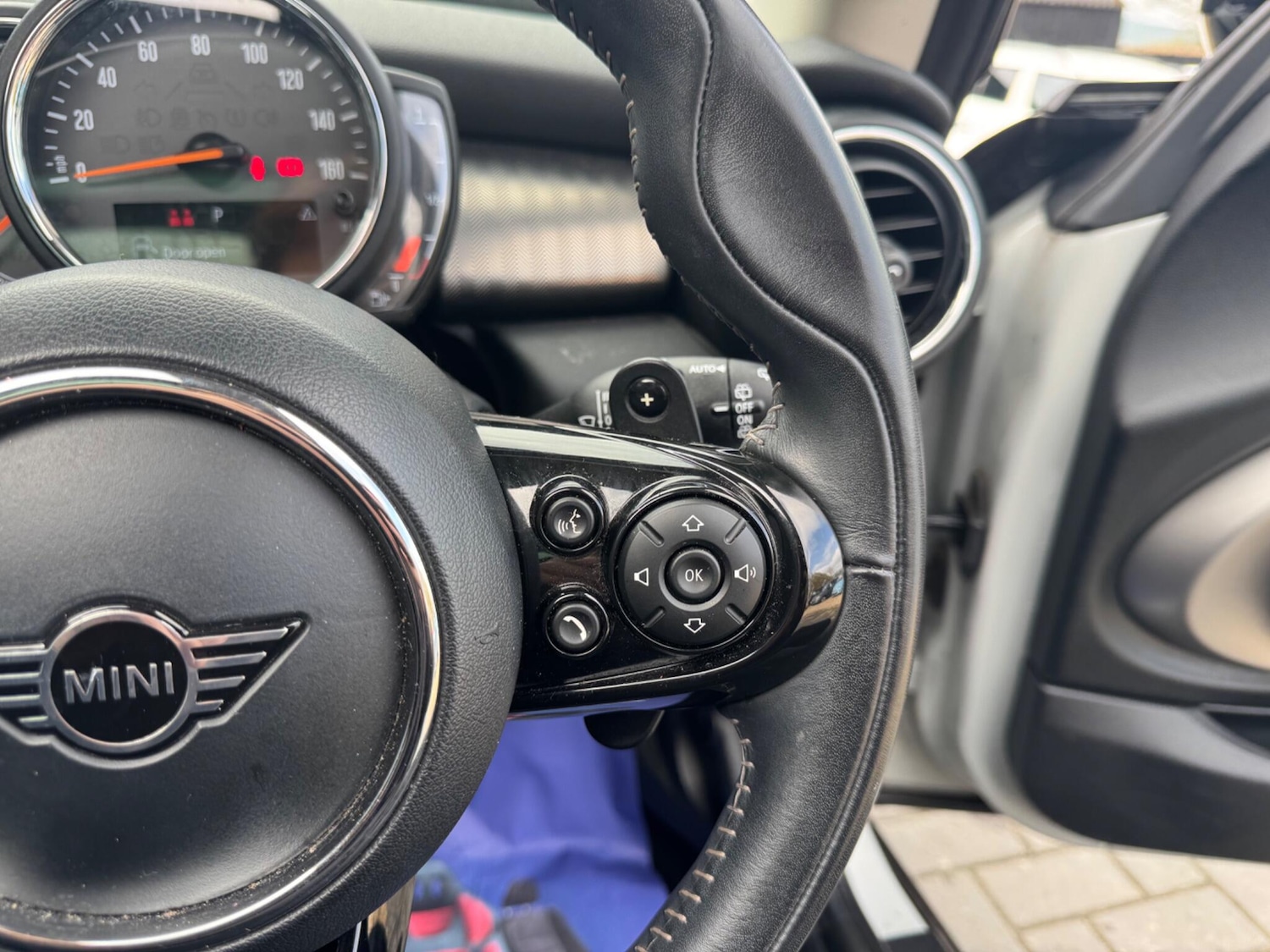 Used MINI Hatch 2019 for sale - 77737613: Photo 24